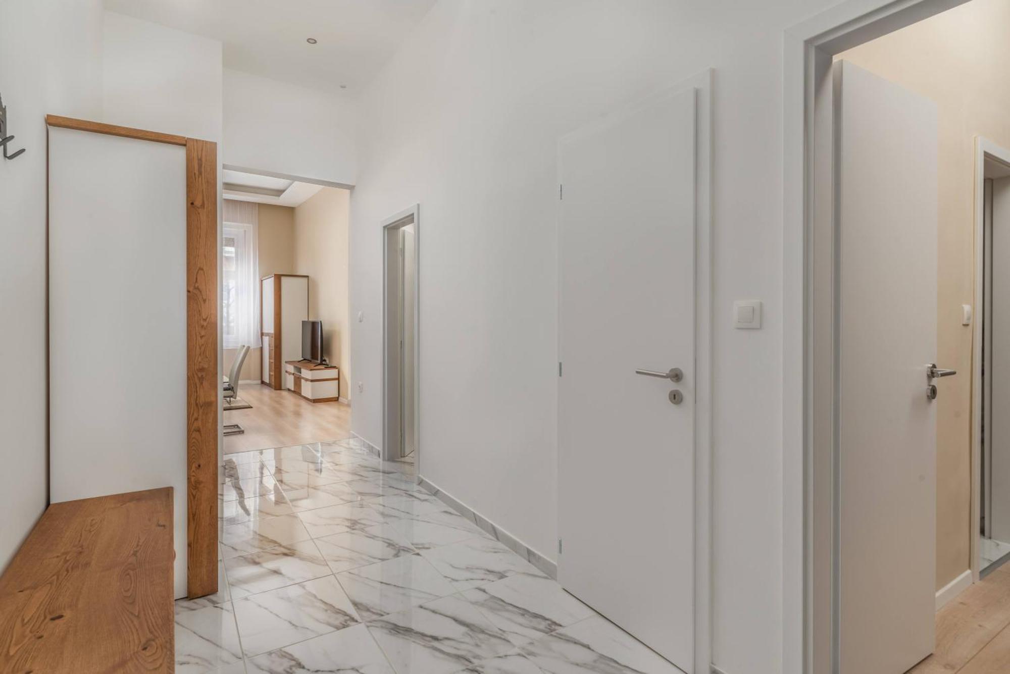 Apartment With 2 Bedrooms Near Gellert Thermal Bath 布达佩斯 外观 照片