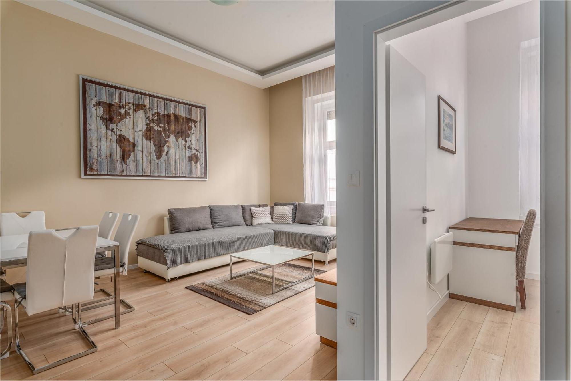 Apartment With 2 Bedrooms Near Gellert Thermal Bath 布达佩斯 外观 照片